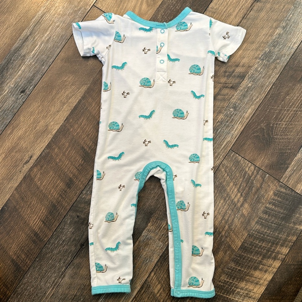 Kyte baby short sleeved romper 6-12 months